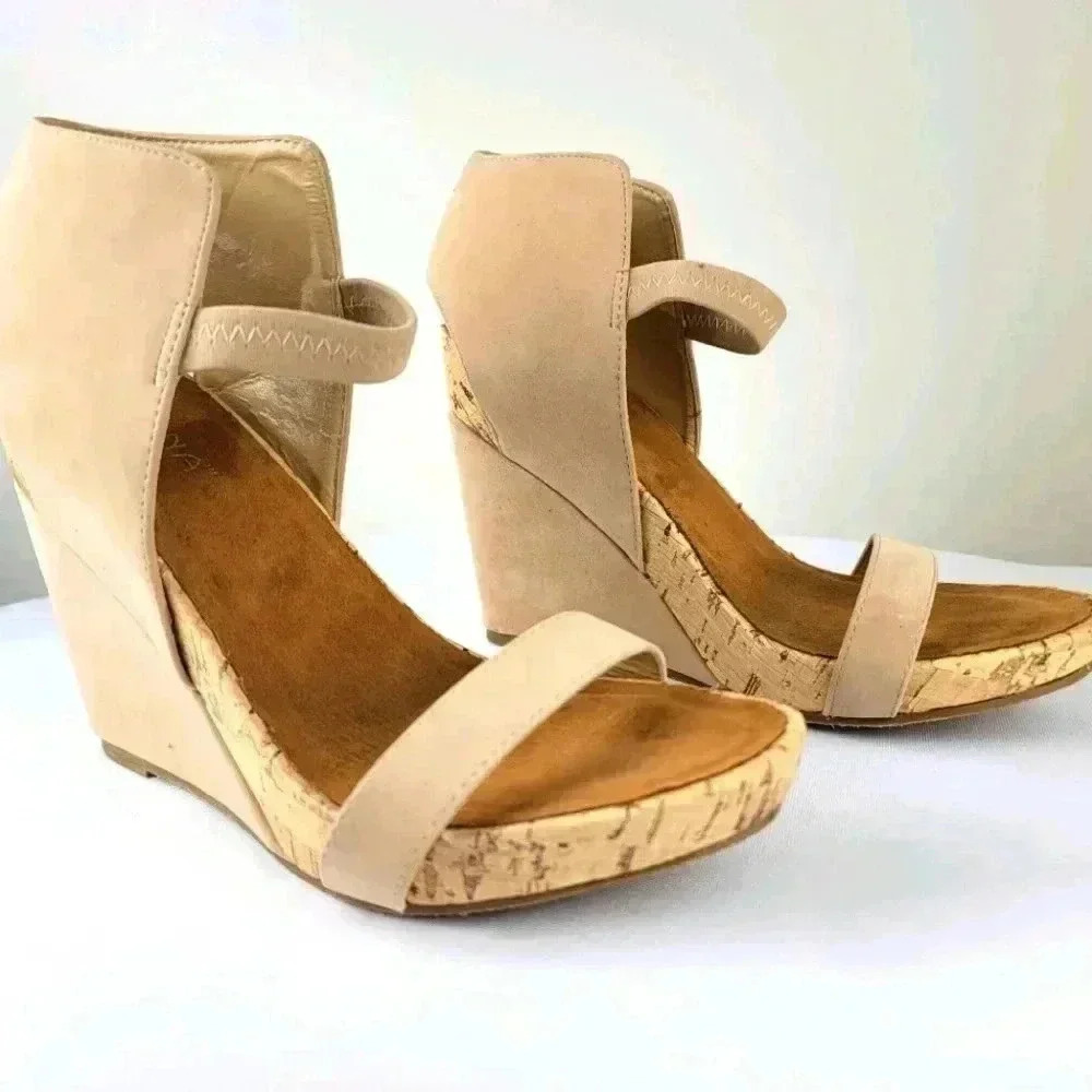 Liliana Women Snake Leatherette Open Toe Extended